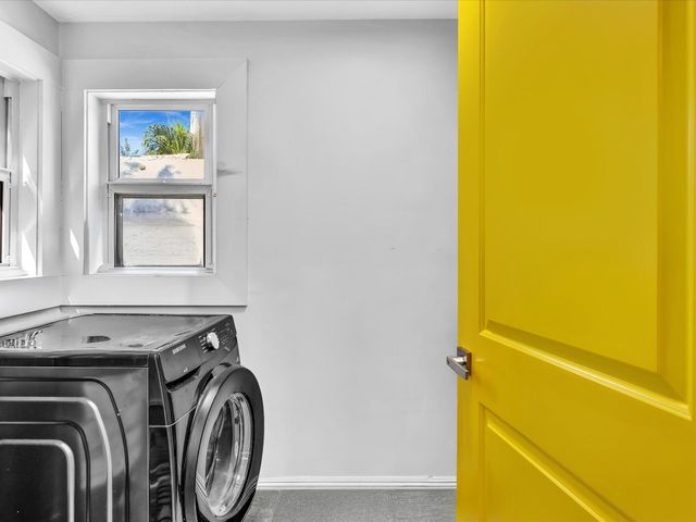 525 Westwood Road, West Palm Beach, FL 33401