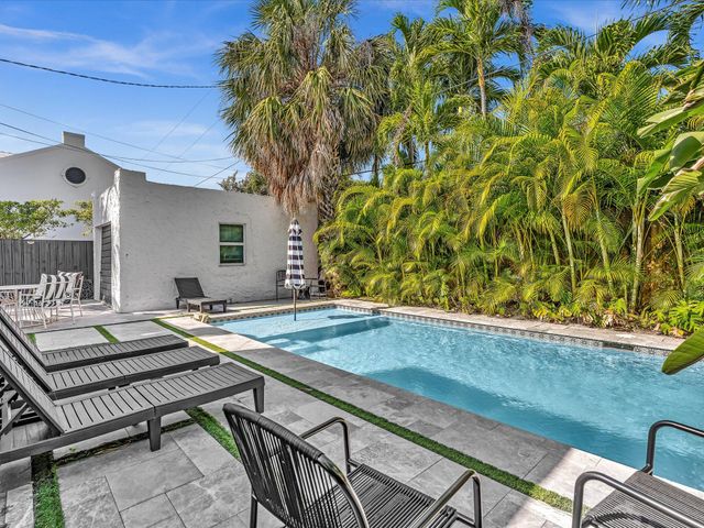 525 Westwood Road, West Palm Beach, FL 33401