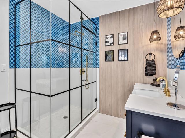 525 Westwood Road, West Palm Beach, FL 33401