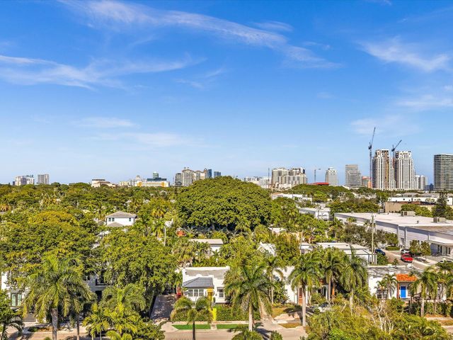 525 Westwood Road, West Palm Beach, FL 33401