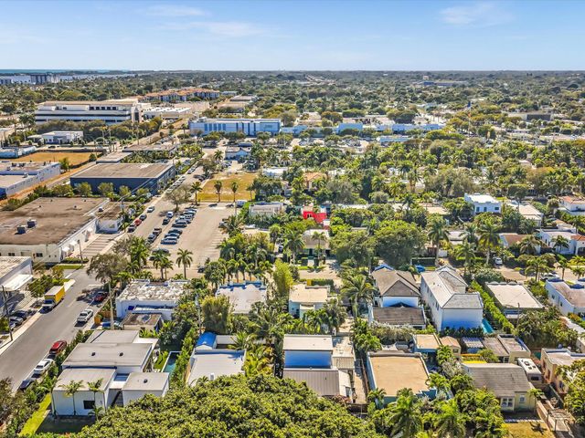 525 Westwood Road, West Palm Beach, FL 33401