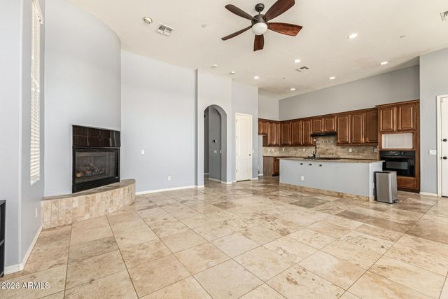 724 W MESQUITE Lane, Litchfield Park, AZ 85340