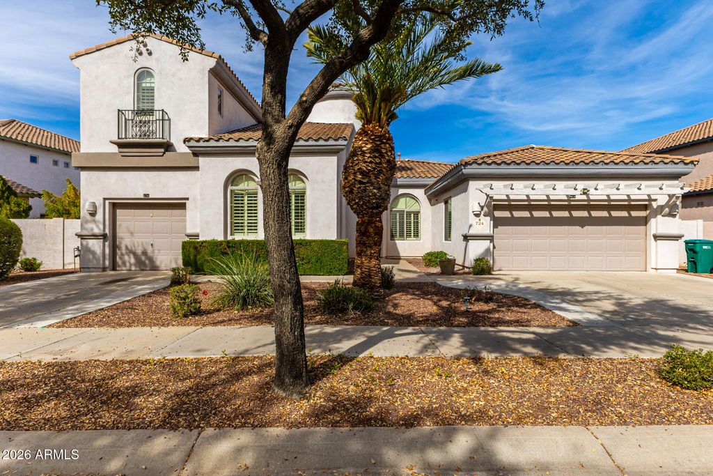 724 W MESQUITE Lane, Litchfield Park, AZ 85340 — photo 2
