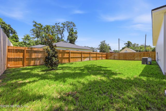 940 ANNA Avenue, Orange Park, FL 32073