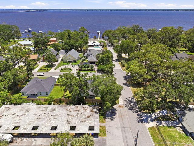 940 ANNA Avenue, Orange Park, FL 32073