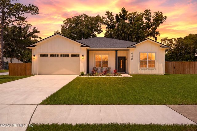 940 ANNA Avenue, Orange Park, FL 32073