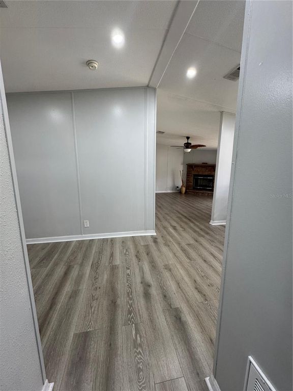 Image 37 of property listing at 18806 MONROE AVENUE, Orlando, FL 32820