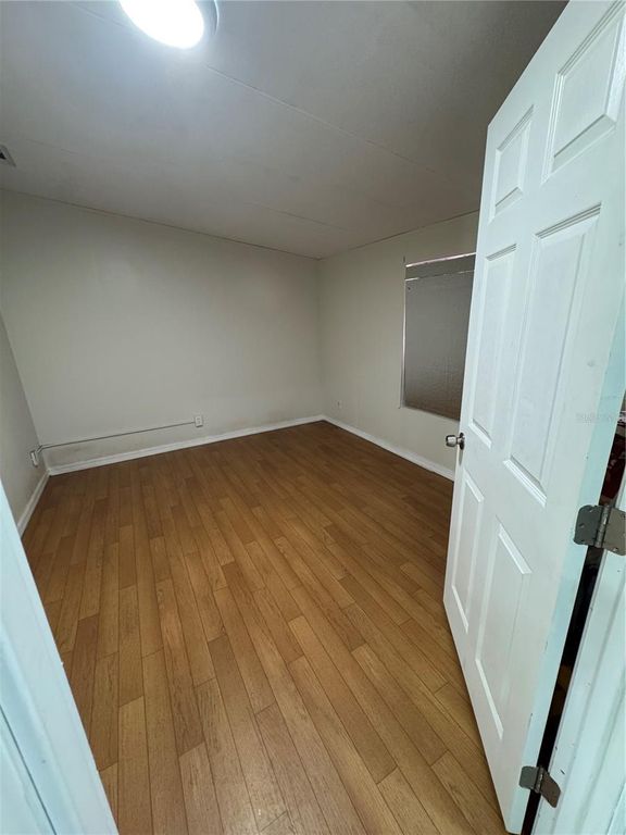 Image 50 of property listing at 18806 MONROE AVENUE, Orlando, FL 32820