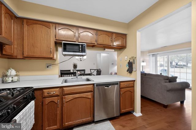 5305-A ADELAIDE DR, Mount Laurel, NJ 08054