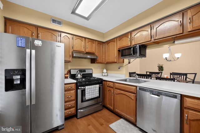 5305-A ADELAIDE DR, Mount Laurel, NJ 08054