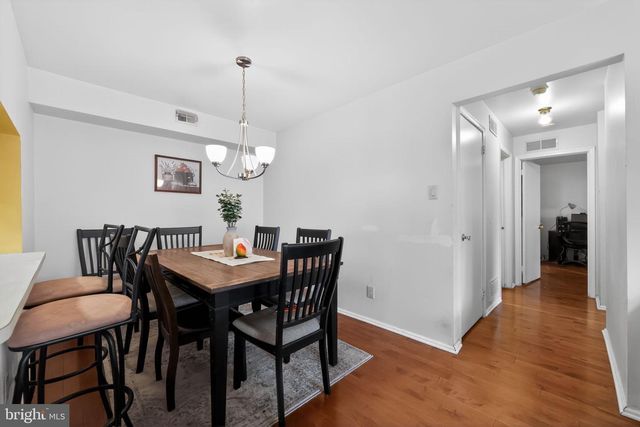 5305-A ADELAIDE DR, Mount Laurel, NJ 08054