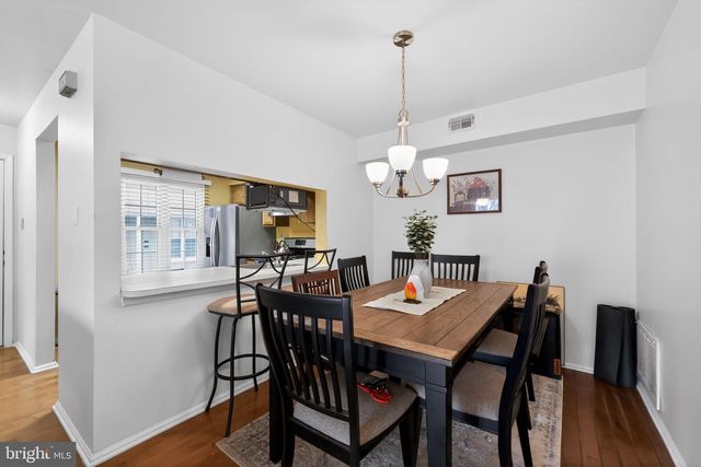 5305-A ADELAIDE DR, Mount Laurel, NJ 08054