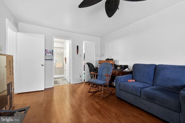 5305-A ADELAIDE DR, Mount Laurel, NJ 08054