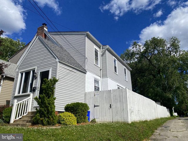 746 16TH AVE, Prospect Park, PA 19076