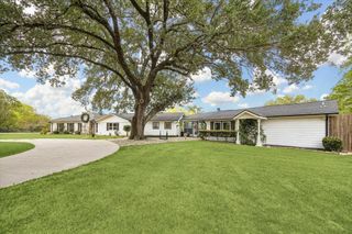 10740 Shepard Hill Road, Willis, TX 77318