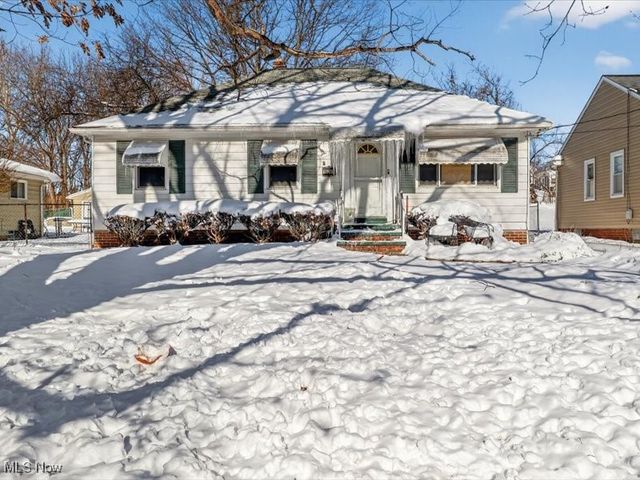 16241 Glenburn Avenue, Maple Heights, OH 44128
