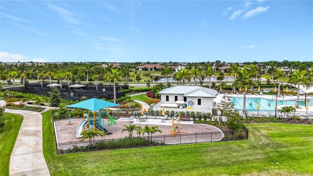 18105 GRAND PROSPERITY DRIVE, Venice, FL 34293
