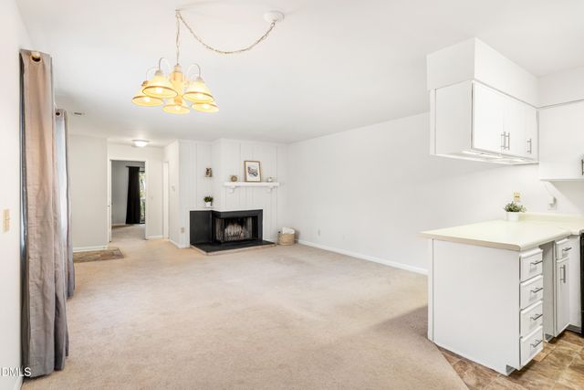 270 Summerwalk Circle, Chapel Hill, NC 27517