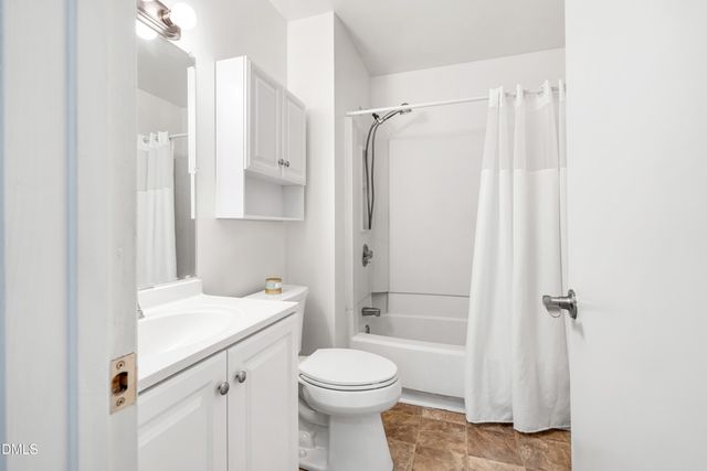 270 Summerwalk Circle, Chapel Hill, NC 27517