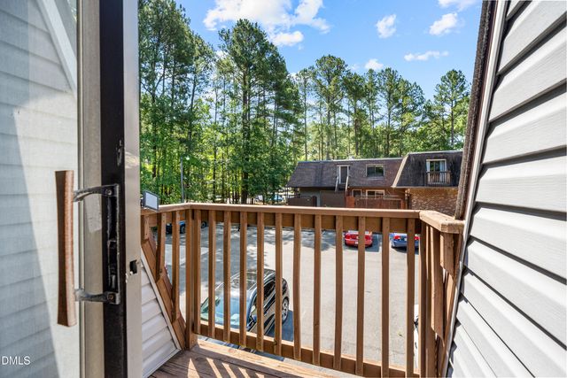 270 Summerwalk Circle, Chapel Hill, NC 27517