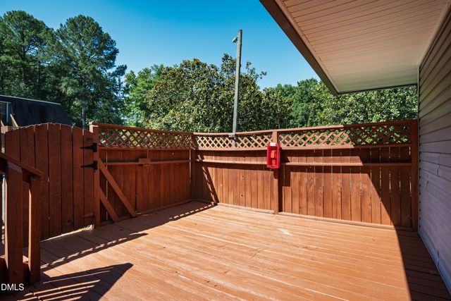 270 Summerwalk Circle, Chapel Hill, NC 27517