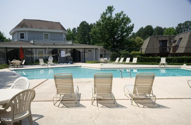 270 Summerwalk Circle, Chapel Hill, NC 27517