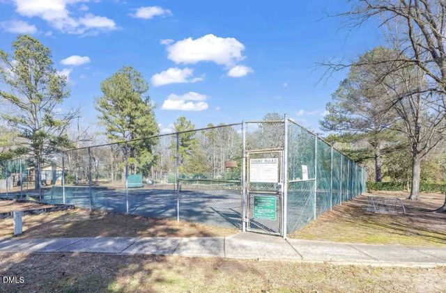 270 Summerwalk Circle, Chapel Hill, NC 27517
