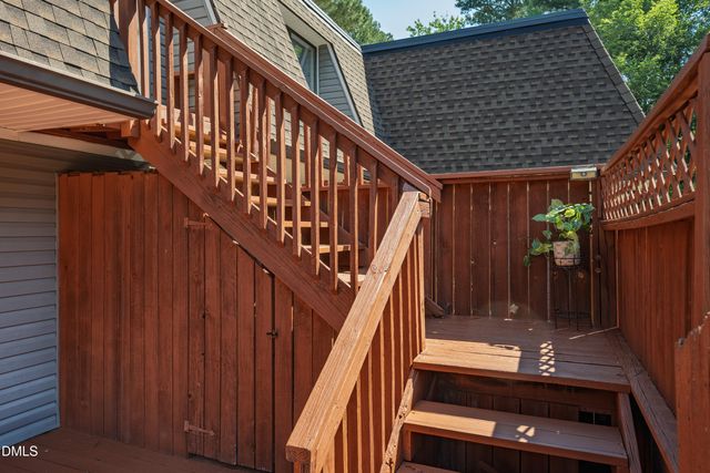 270 Summerwalk Circle, Chapel Hill, NC 27517