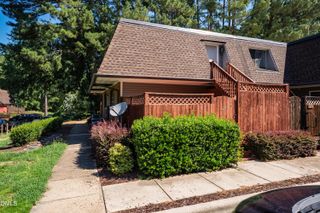 270 Summerwalk Circle, Chapel Hill, NC 27517