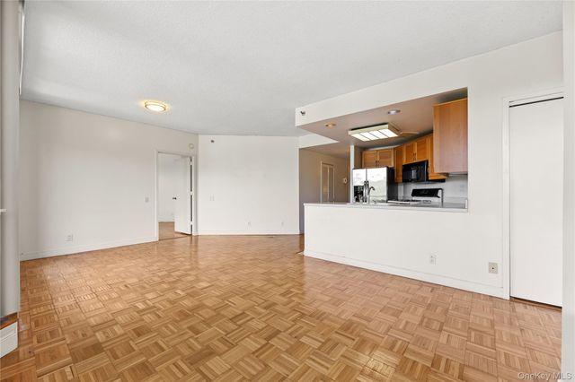 50 E Hartsdale Avenue 3G, Hartsdale, NY 10530
