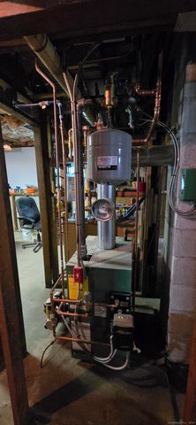 5 Atlantic Avenue, Norwich, CT 06360