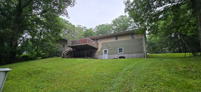 5 Atlantic Avenue, Norwich, CT 06360