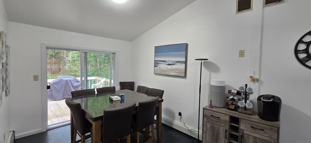 5 Atlantic Avenue, Norwich, CT 06360