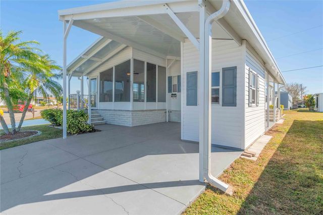527 FLEETWOOD STREET, North Port, FL 34287