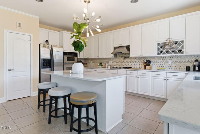 607 Ravenstone Lane, Durham, NC 27703