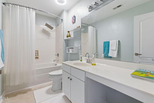 607 Ravenstone Lane, Durham, NC 27703