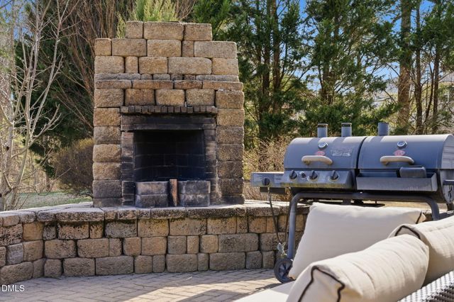 607 Ravenstone Lane, Durham, NC 27703