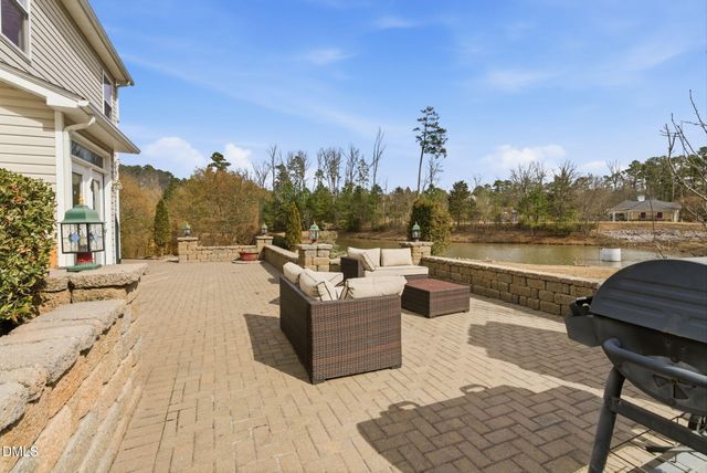 607 Ravenstone Lane, Durham, NC 27703