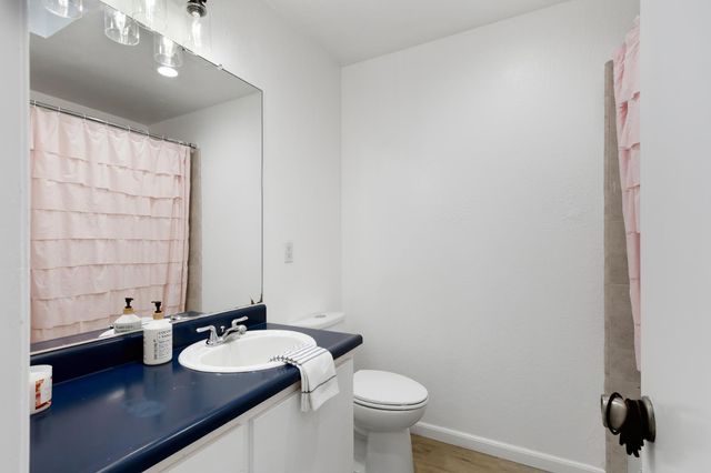 4318 Cowell Blvd, Davis, CA 95618