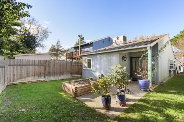 4318 Cowell Blvd, Davis, CA 95618
