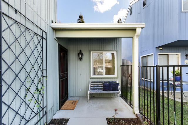 4318 Cowell Blvd, Davis, CA 95618