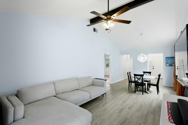 4318 Cowell Blvd, Davis, CA 95618