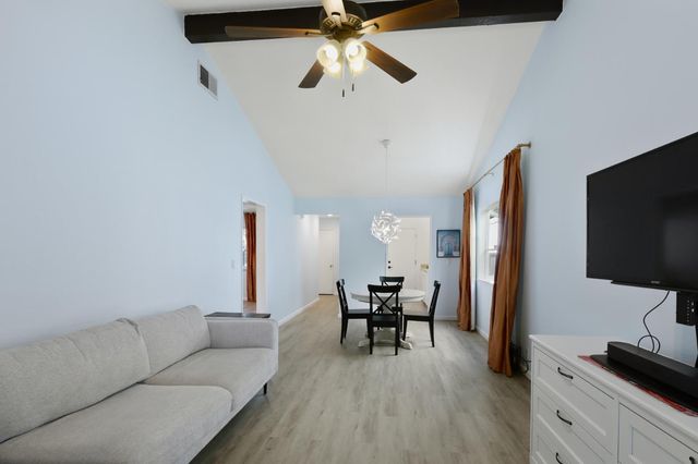 4318 Cowell Blvd, Davis, CA 95618