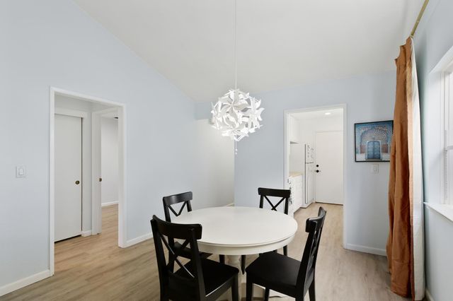 4318 Cowell Blvd, Davis, CA 95618