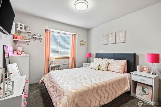 310 Orting Avenue NW, Orting, WA 98360