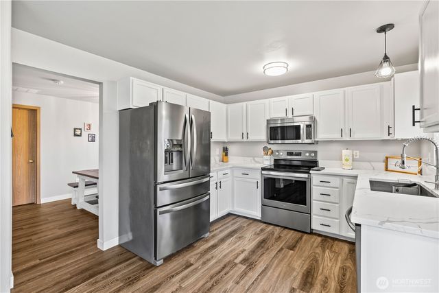 310 Orting Avenue NW, Orting, WA 98360