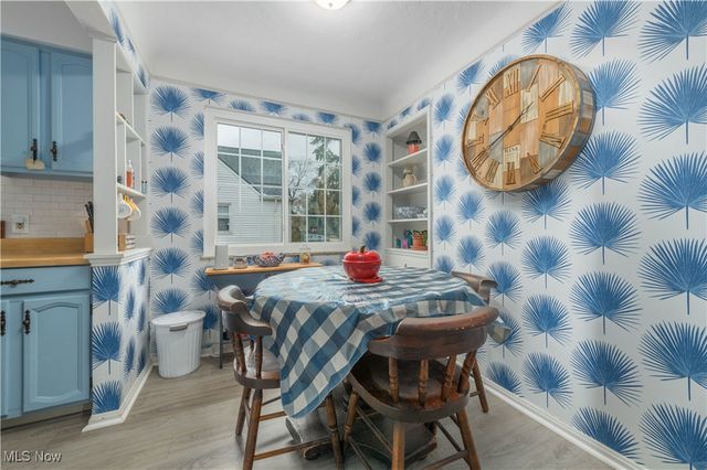 4210 W 217th Street, Fairview Park, OH 44126