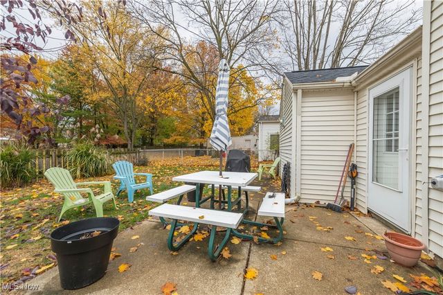 4210 W 217th Street, Fairview Park, OH 44126