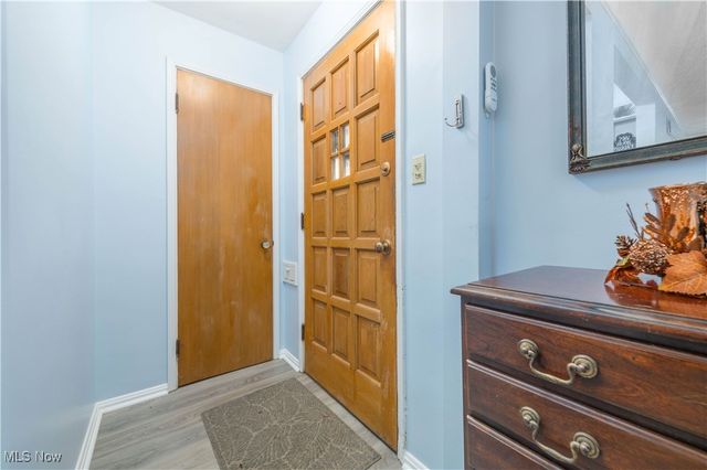 4210 W 217th Street, Fairview Park, OH 44126