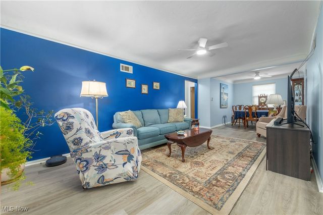 4210 W 217th Street, Fairview Park, OH 44126